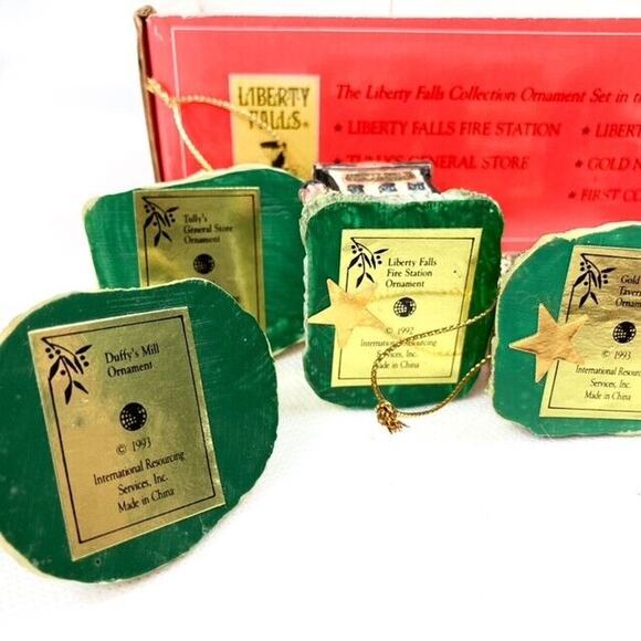 Hand painted Cold Cast Porcelain Miniature Ornaments Six Liberty Falls Buildings - Picture 4 of 9